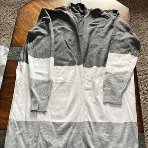 Gray and White Open cardigan/Duster